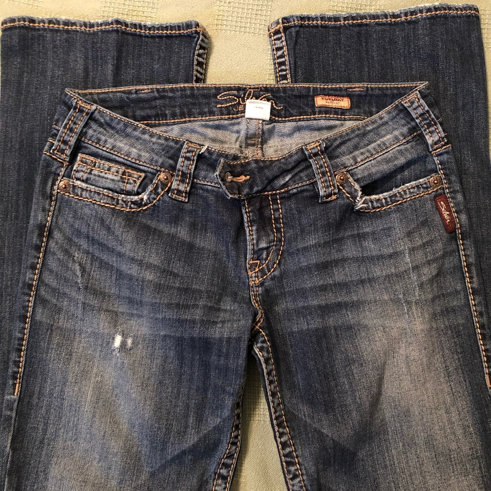 Silver Jeans Tuesday Distressed Bootcut